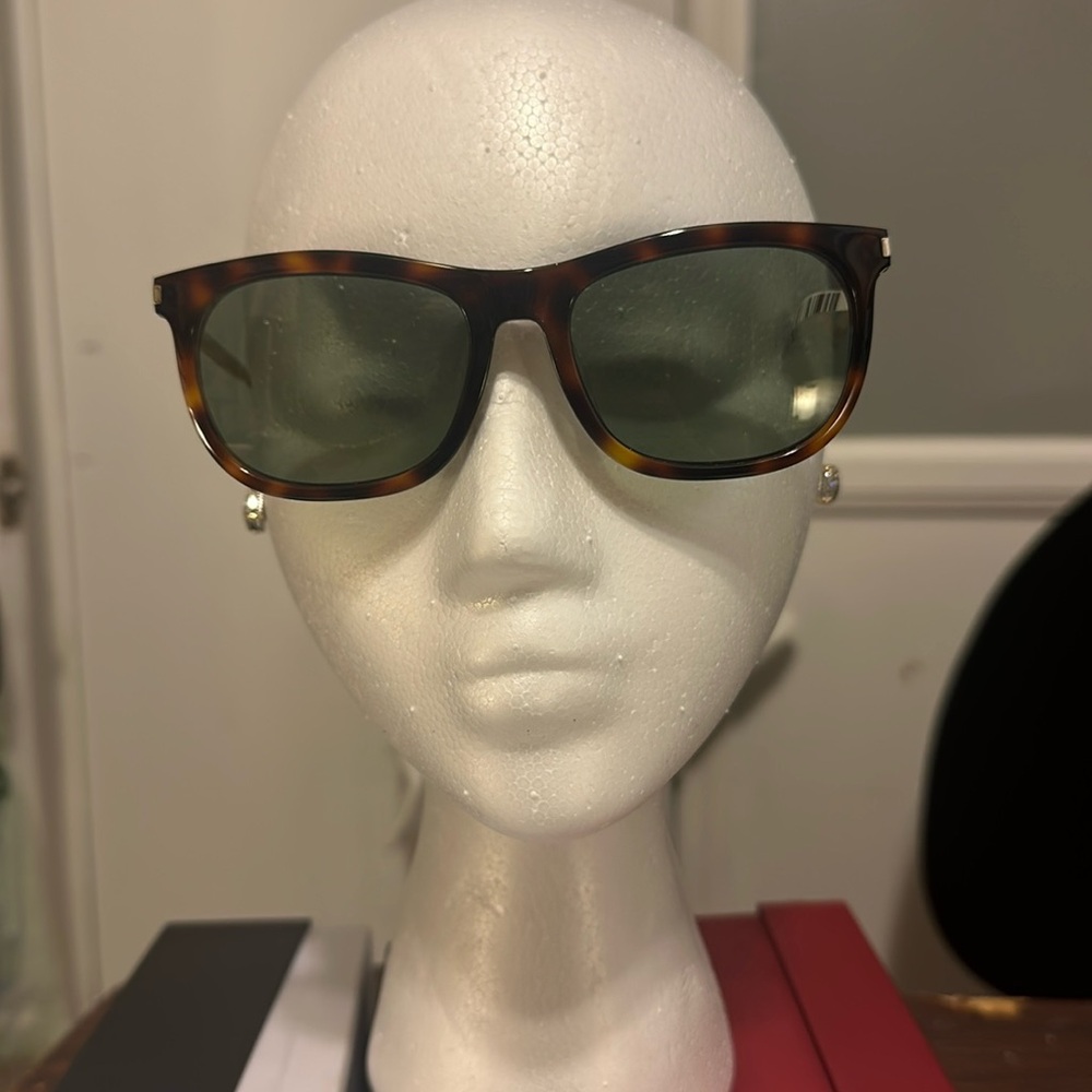 YSL NEW WT tortoise sunnies
